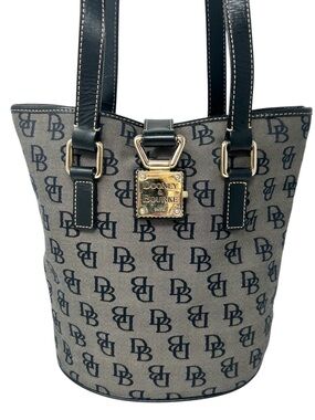 Dooney & Bourke signature print canvas handbag